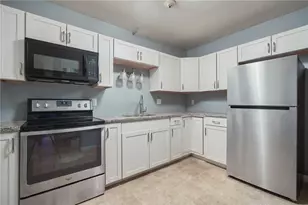 336 Killingly St, Providence, RI 02909 - Photo 3