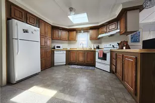 158 Holiday Ct, South Kingstown, RI 02879 - Photo 9