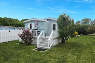 158 Holiday Ct, South Kingstown, RI 02879 - Photo 3