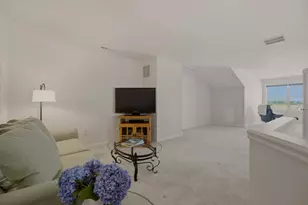 264 Rolling Hill Rd, Portsmouth, RI 02871 - Photo 29