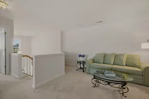 264 Rolling Hill Rd, Portsmouth, RI 02871 - Photo 27