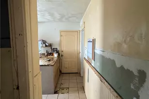 38 Ford St, Providence, RI 02907 - Photo 17