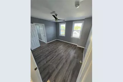 6 Winthrop Street #3, Cranston, RI 02910 - Photo 5