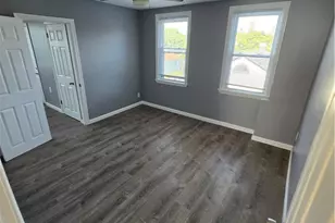 6 Winthrop St, Cranston, RI 02910 - Photo 5