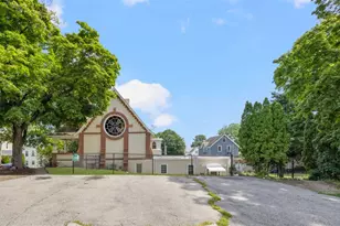 576 Fairmount St, Woonsocket, RI 02895 - Photo 37