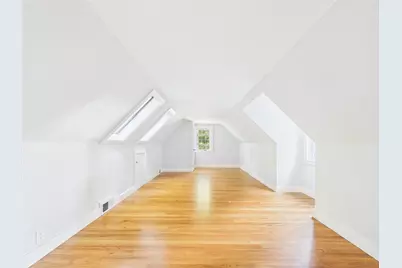 229 Hunt Avenue, South Kingstown, RI 02879 - Photo 29