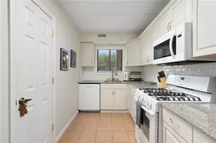 650 E Greenwich Ave, West Warwick, RI 02893 - Photo 11