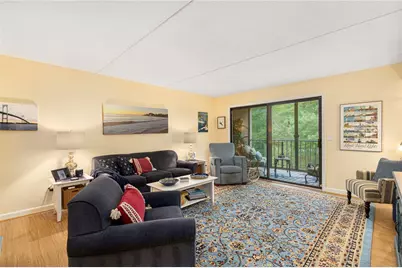 650 East Greenwich Avenue #3-308, West Warwick, RI 02893 - Photo 5