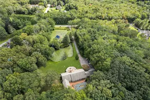 1825 Middle Rd, East Greenwich, RI 02818 - Photo 35