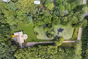 1825 Middle Rd, East Greenwich, RI 02818 - Photo 5