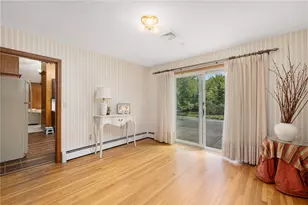1825 Middle Rd, East Greenwich, RI 02818 - Photo 15