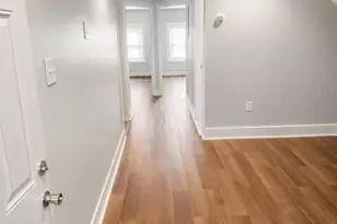 17 Cromwell St, Providence, RI 02907 - Photo 3