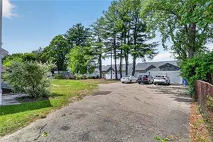 520 Providence St, West Warwick, RI 02893 - Photo 7