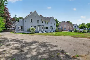 520 Providence St, West Warwick, RI 02893 - Photo 3