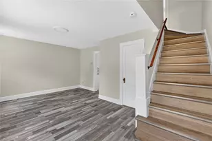 520 Providence St, West Warwick, RI 02893 - Photo 29