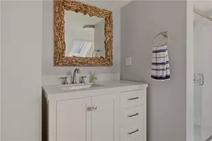 45 Holland St, Newport, RI 02840 - Photo 23