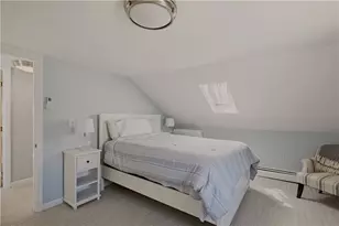 45 Holland St, Newport, RI 02840 - Photo 25
