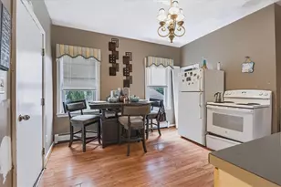 216 Maplewood Ave, Cranston, RI 02920 - Photo 9