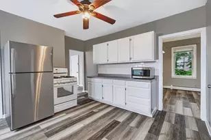 216 Maplewood Ave, Cranston, RI 02920 - Photo 19