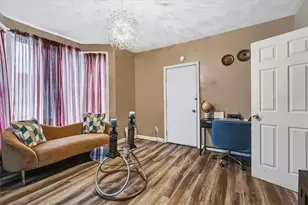 216 Maplewood Ave, Cranston, RI 02920 - Photo 7