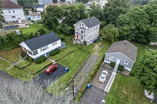 216 Maplewood Ave, Cranston, RI 02920 - Photo 5