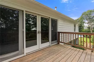 63 Pinecrest Dr, Woonsocket, RI 02895 - Photo 37