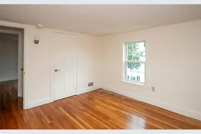 184 N Fenner Road #B, Middletown, RI 02842 - Photo 19