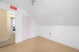 272 Boulevard, Middletown, RI 02842 - Photo 23