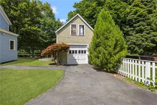 272 Boulevard, Middletown, RI 02842 - Photo 47