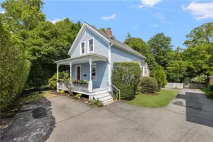 272 Boulevard, Middletown, RI 02842 - Photo 1