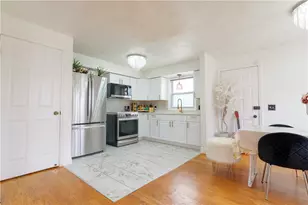 216 Wendell St, Providence, RI 02909 - Photo 7