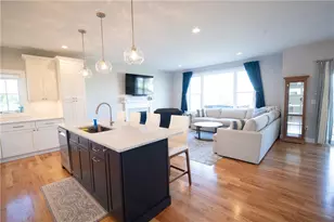 153 Revolution Wy, Middletown, RI 02840 - Photo 3