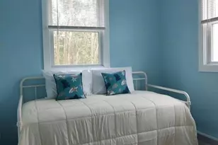 17 Crescent Rd, Middletown, RI 02842 - Photo 15