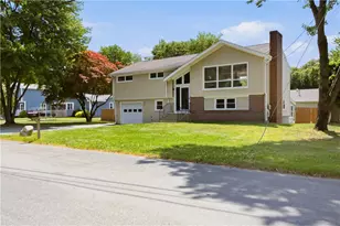 5 Baldwin Dr, Johnston, RI 02919 - Photo 1