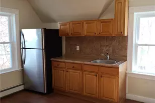 276 Vermont Ave, Providence, RI 02905 - Photo 7
