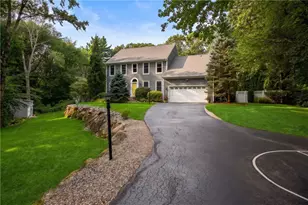 205 Holly Hills Ln, North Kingstown, RI 02874 - Photo 1