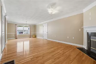 720 Putnam Pike, Smithfield, RI 02828 - Photo 17