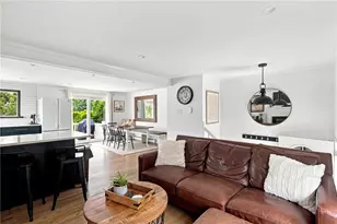 30 Lock Ln, Portsmouth, RI 02871 - Photo 5