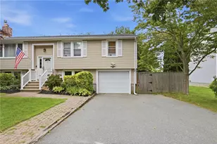 30 Lock Ln, Portsmouth, RI 02871 - Photo 3