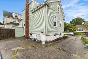 176 Burgess Ave, East Providence, RI 02914 - Photo 25