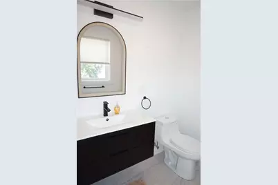 1232 Narragansett Boulevard, Cranston, RI 02905 - Photo 21