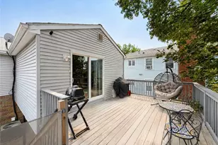 31 Foster St, Pawtucket, RI 02861 - Photo 19