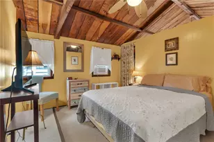 29 E Andrew Comstock Rd, Warwick, RI 02886 - Photo 21