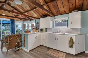 29 E Andrew Comstock Rd, Warwick, RI 02886 - Photo 7