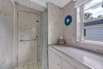 29 E Andrew Comstock Road, Warwick, RI 02886 - Photo 23