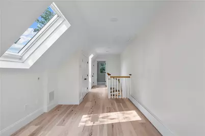 43 Rhode Island Avenue, Newport, RI 02840 - Photo 19