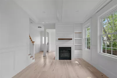 43 Rhode Island Avenue, Newport, RI 02840 - Photo 9