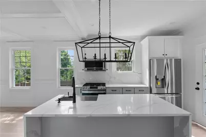 43 Rhode Island Avenue, Newport, RI 02840 - Photo 5