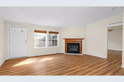 8 Lisa's Way, Coventry, RI 02816 - Photo 7