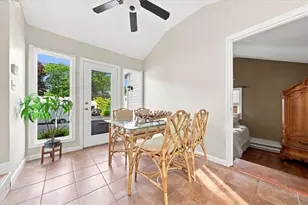 14 Woodhill Dr, Cranston, RI 02920 - Photo 19